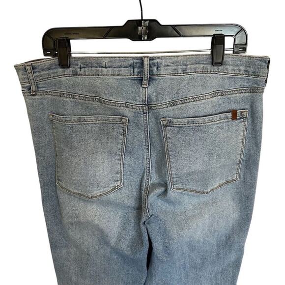 Jessica Simpson Women's Plus Size 14 Blue Straight Denim Jeans Stretch - Picture 4 of 14